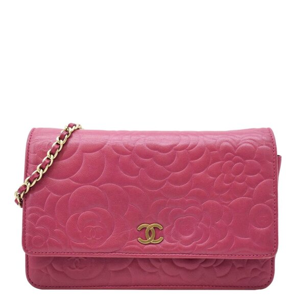CHANEL Camellia Wallet On Chain Leather Crossbody Bag Fuchsia - Picture 1 of 15